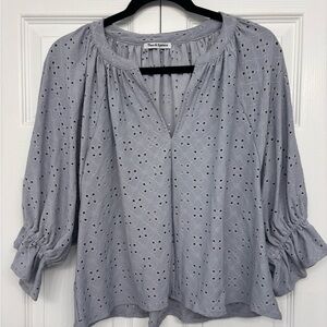 Theo & Spence Gray/Blue Eyelet Peasant Blouse 3/4 Sleeve